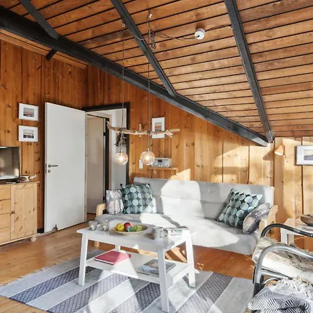 2 Bedroom Beautiful In Калуннборг