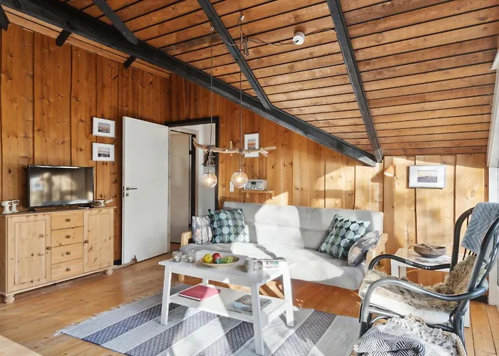 2 Bedroom Beautiful In Kalundborg
