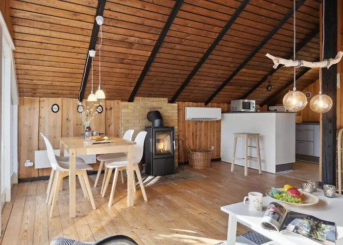 Holiday home 2 Bedroom Beautiful In