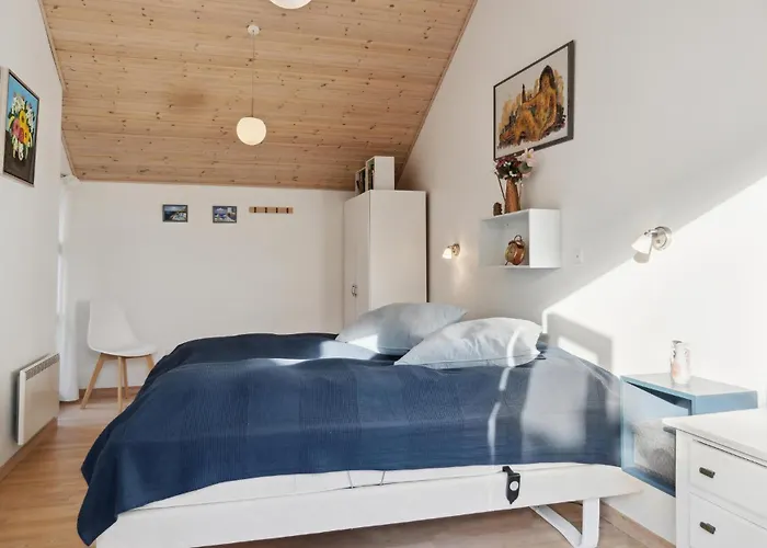 2 Bedroom Beautiful In Kalundborg